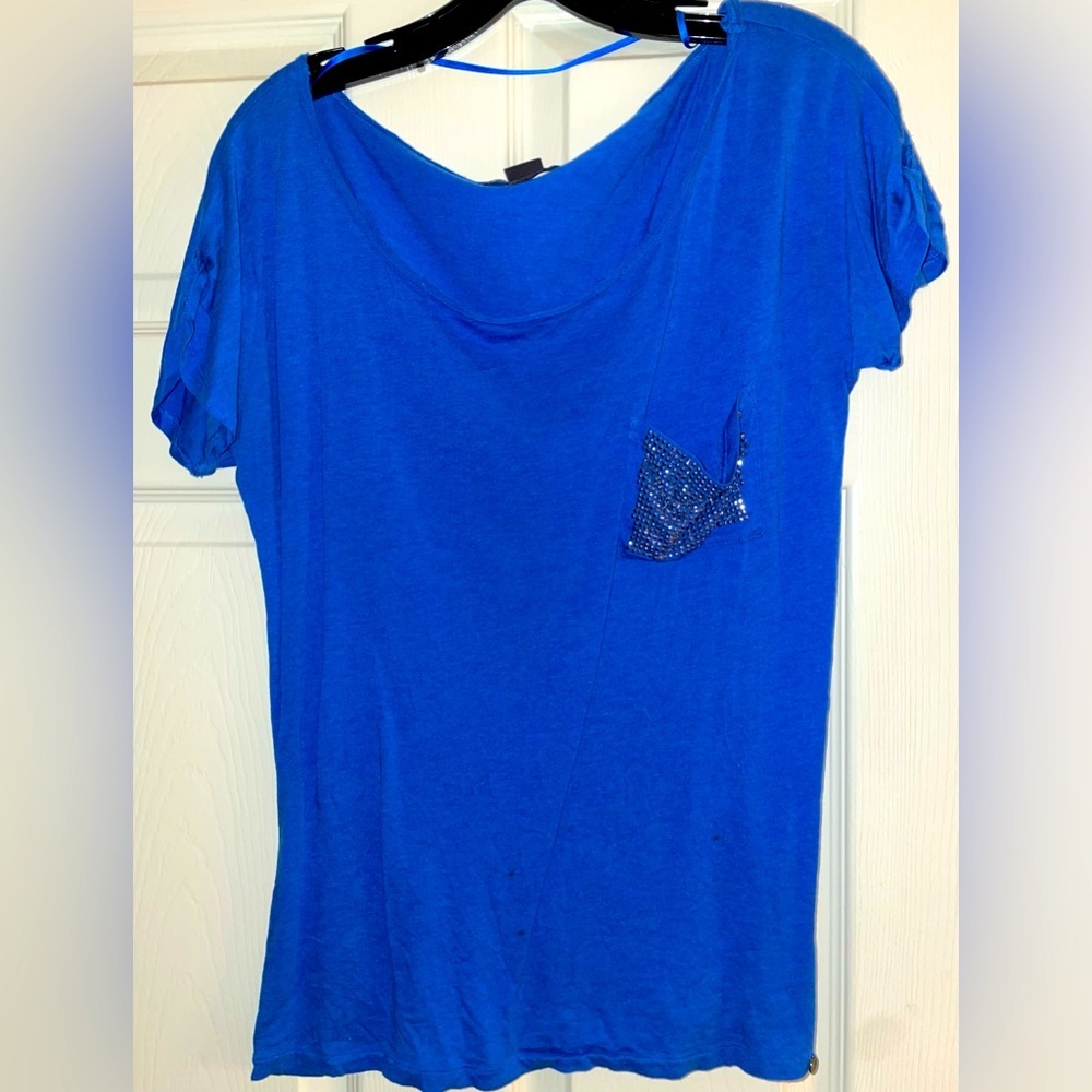 Armani Exchange blue off the shoulder top w/ rhinestones on pocket 💙